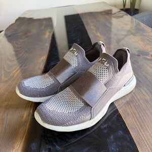 APL Techloom Bliss Women’s Sneakers